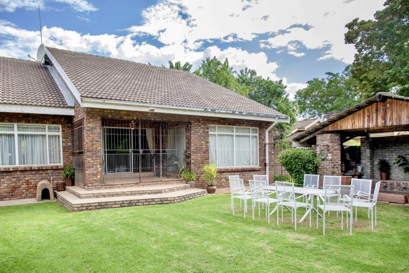 To Let 5 Bedroom Property for Rent in Douglas Northern Cape